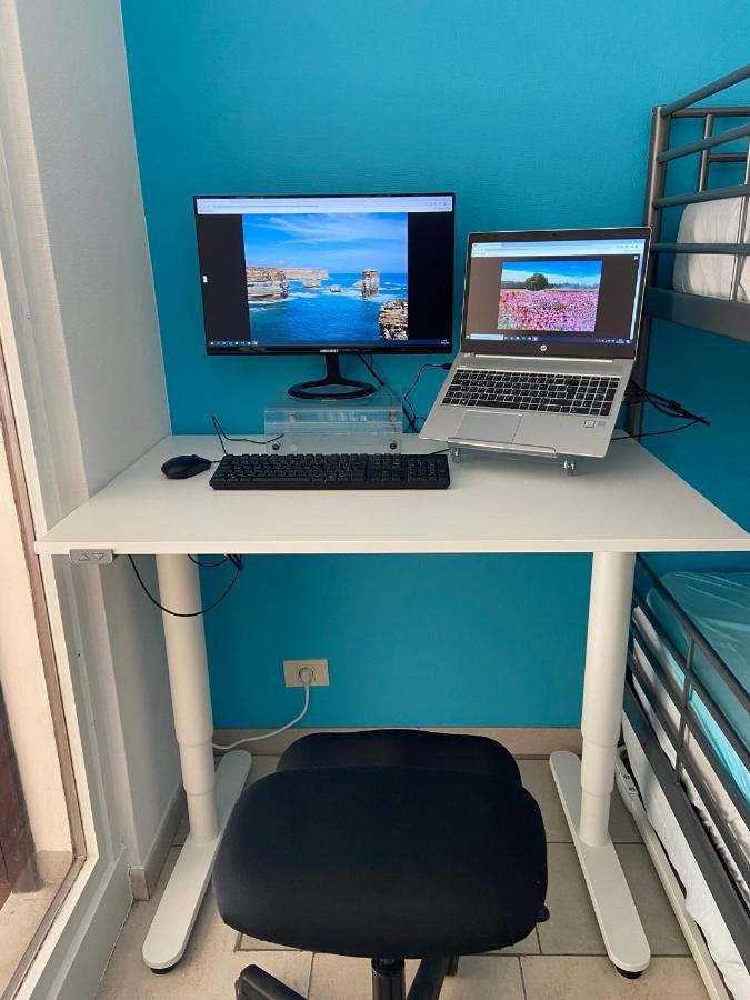 Weloveoostende - Newly Renovated Large Apartment 150M From The Beach - Including Bed Sheets And Final Clea-Ning ภายนอก รูปภาพ