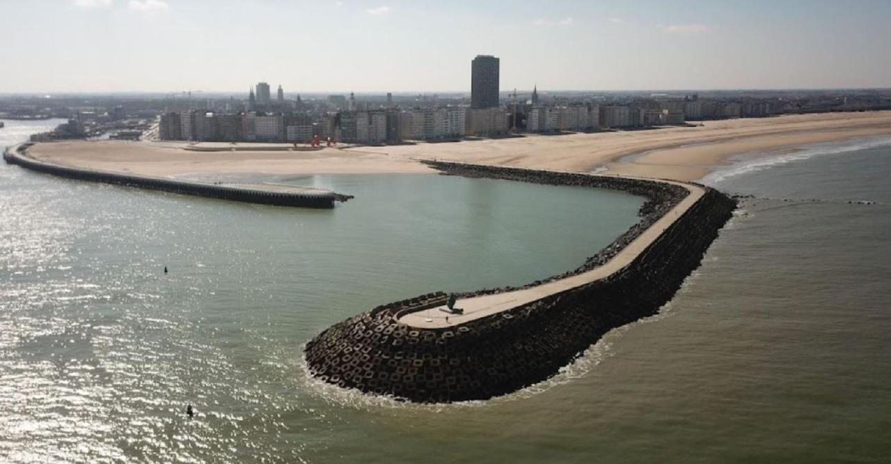 Weloveoostende - Newly Renovated Large Apartment 150M From The Beach - Including Bed Sheets And Final Clea-Ning ภายนอก รูปภาพ