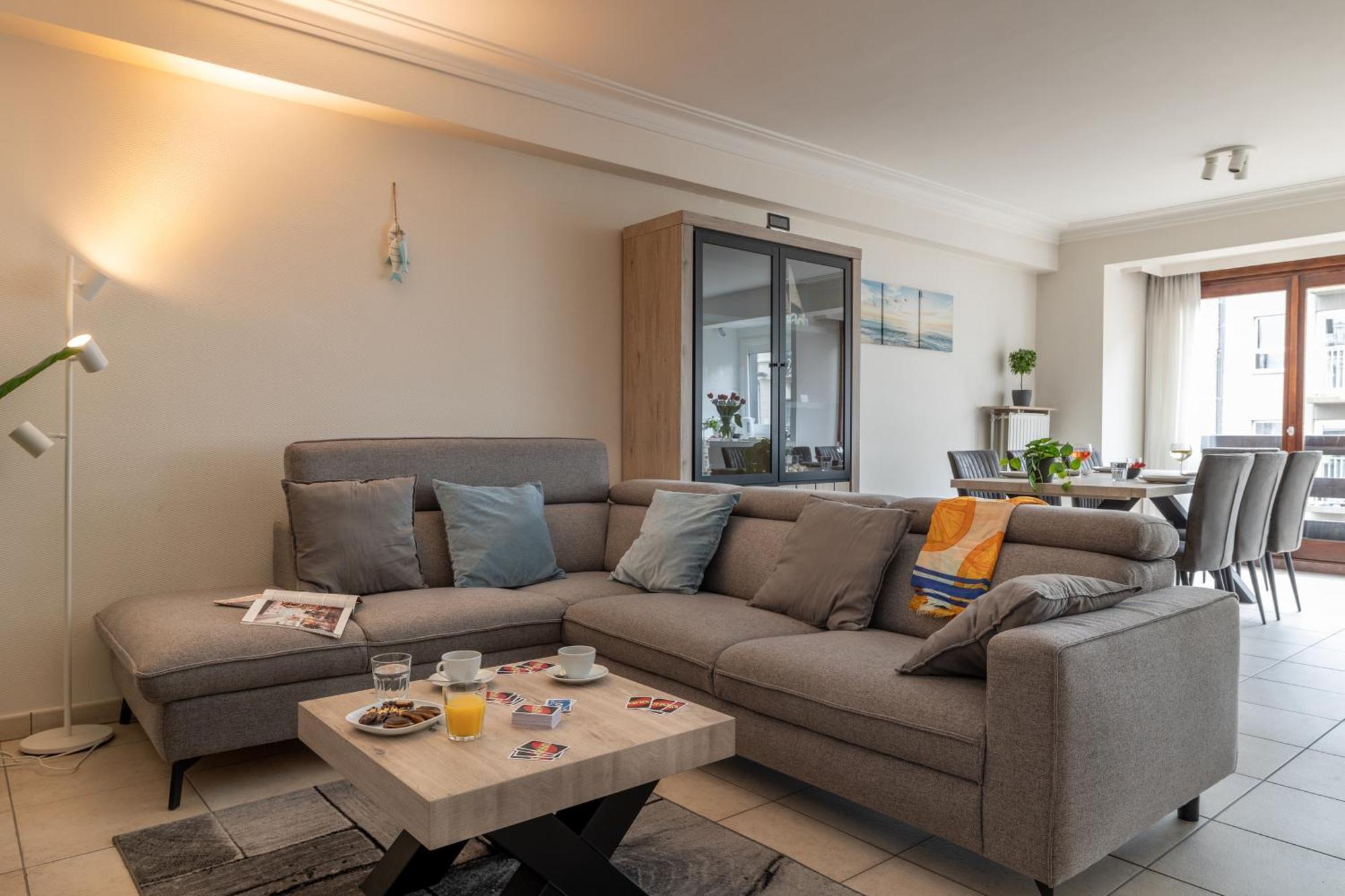 Weloveoostende - Newly Renovated Large Apartment 150M From The Beach - Including Bed Sheets And Final Clea-Ning ภายนอก รูปภาพ