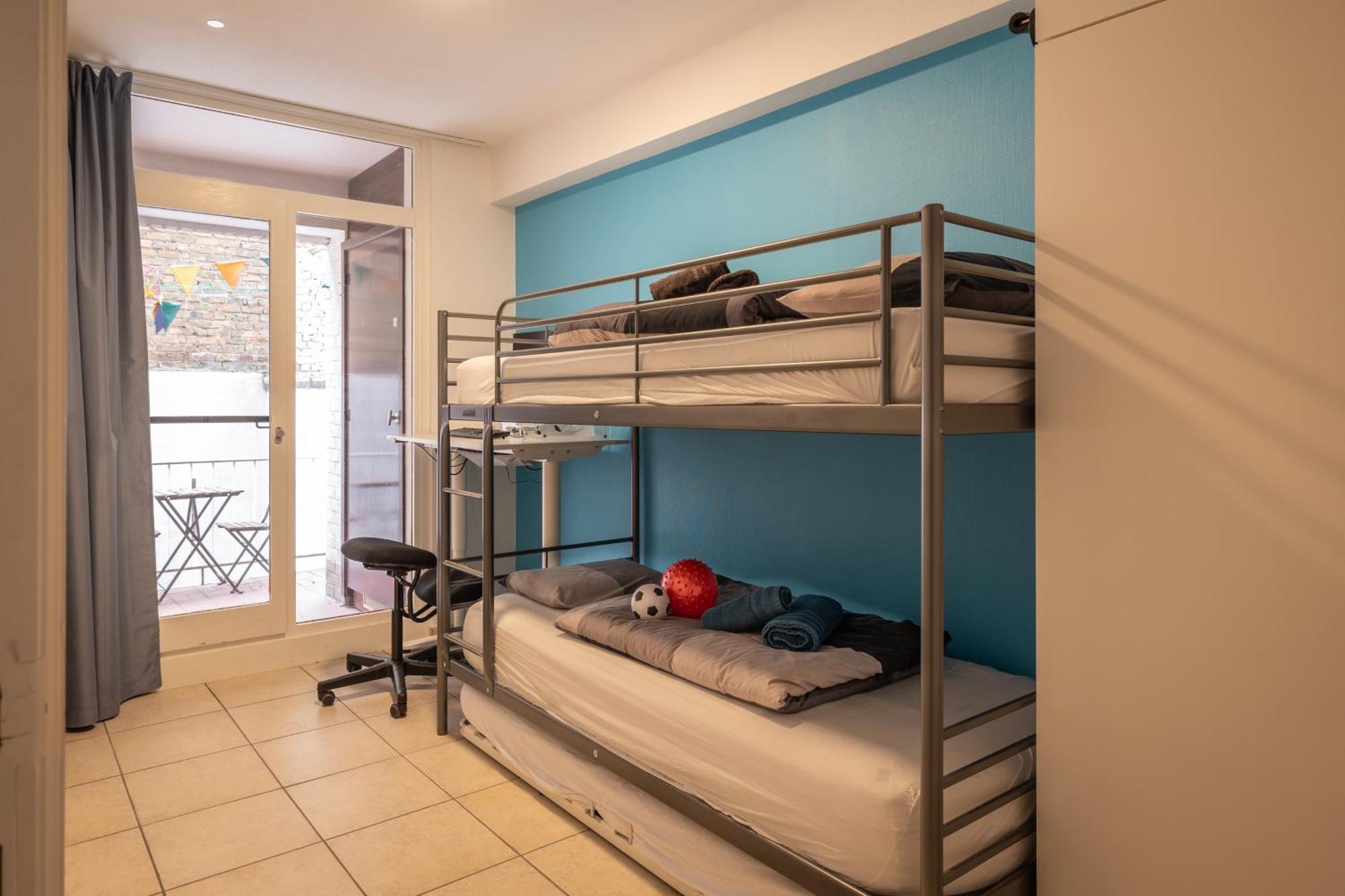 Weloveoostende - Newly Renovated Large Apartment 150M From The Beach - Including Bed Sheets And Final Clea-Ning ภายนอก รูปภาพ